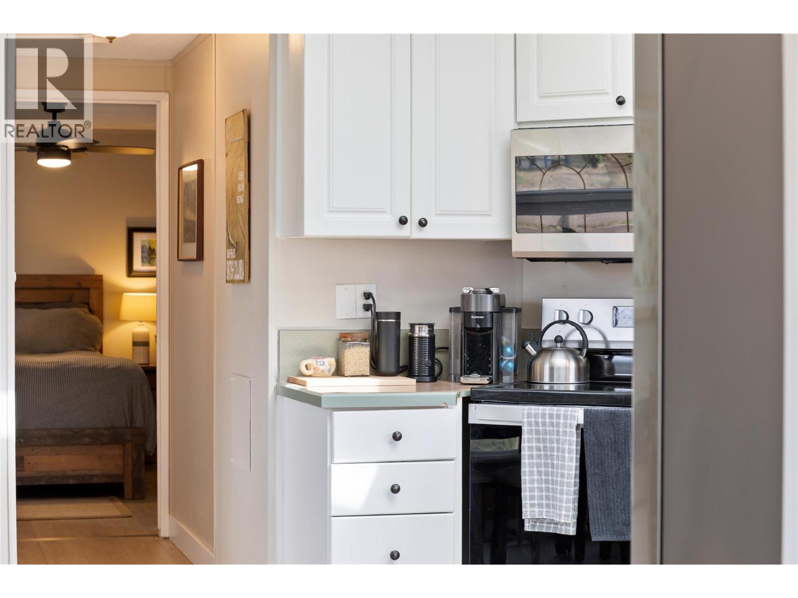 #11 606 Edward Street - Image 12
