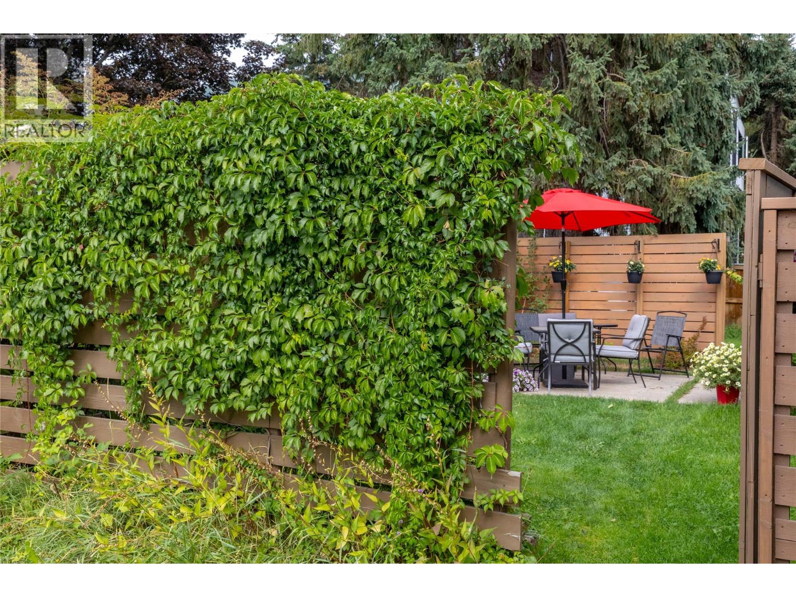 #11 606 Edward Street - 26