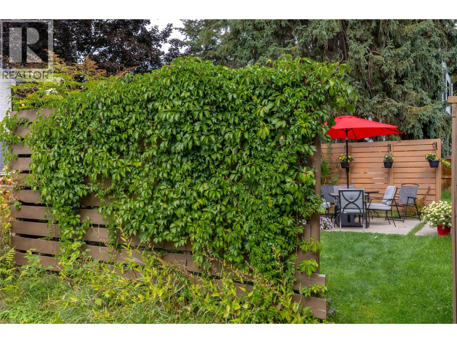 #11 606 Edward Street - 27