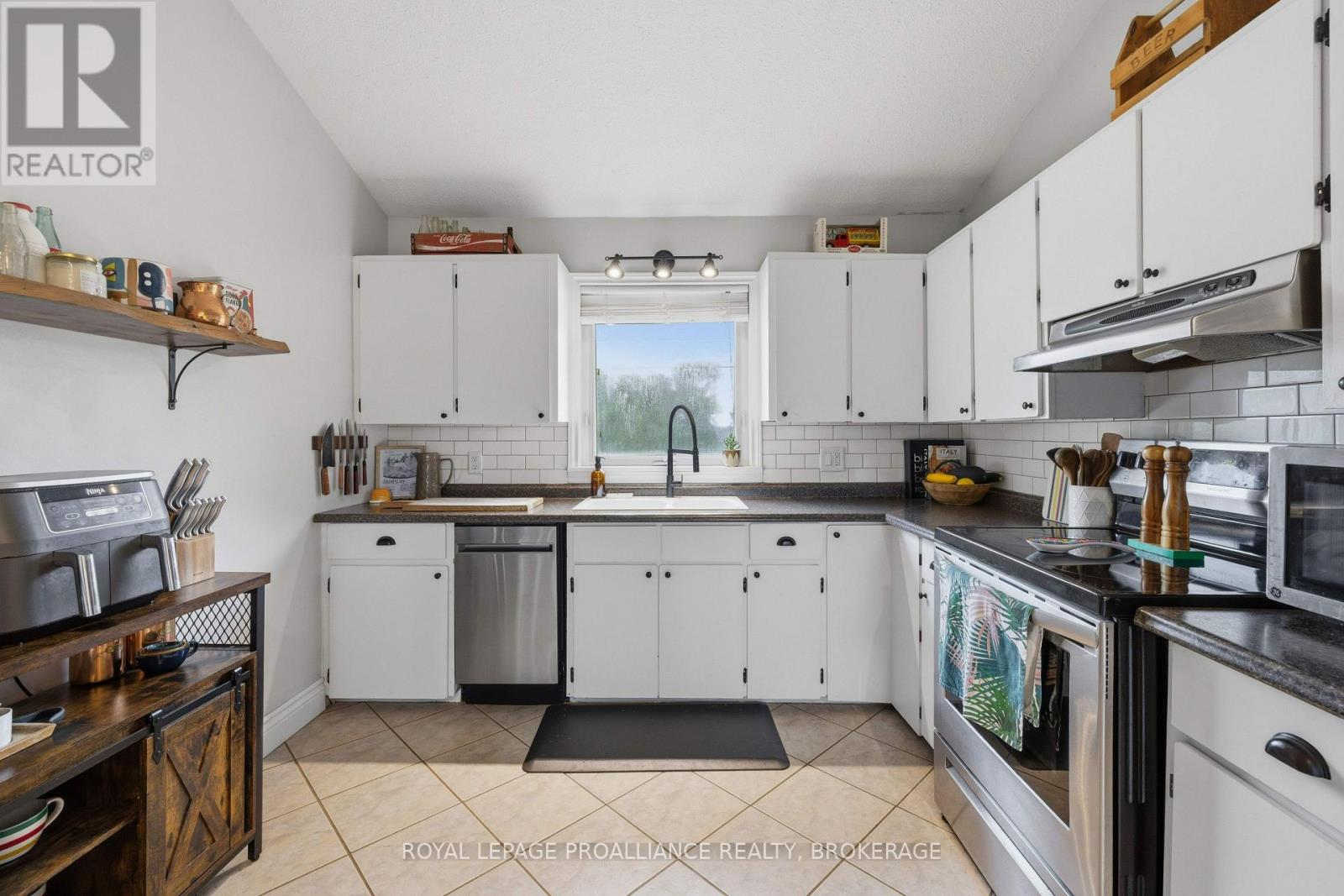4018 COUNTY ROAD 1 E - Image 14
