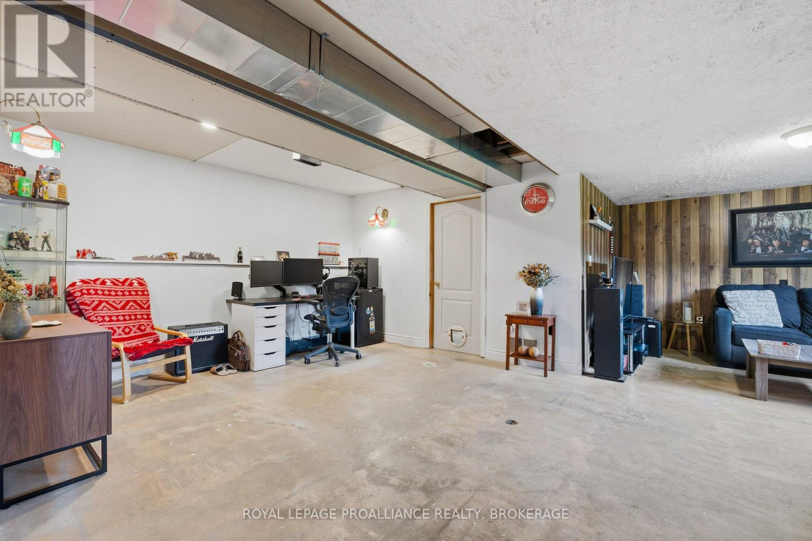4018 COUNTY ROAD 1 E - 28