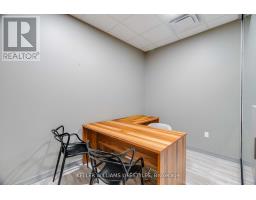 67 Front Street W, Strathroy Caradoc, ON N7G1X6 Photo 11
