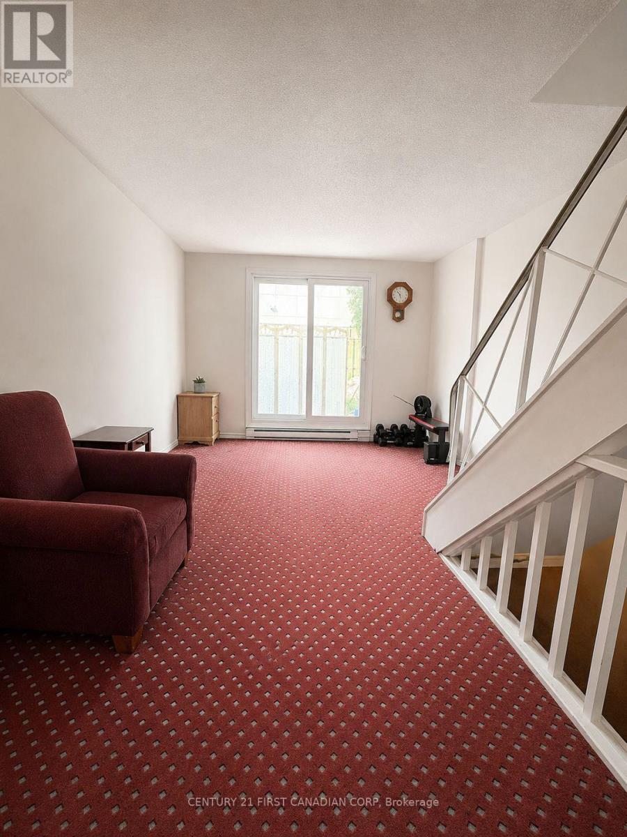 #37 1919 TRAFALGAR STREET - Image 5