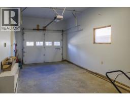 1128 3rd Avenue, Mcbride, BC V0J2E0 Photo 27
