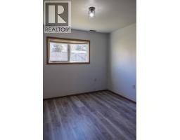 1128 3rd Avenue, Mcbride, BC V0J2E0 Photo 21
