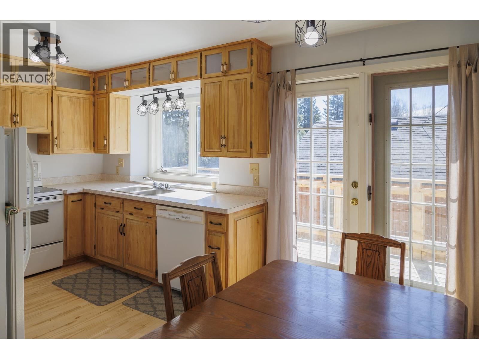 1128 3RD AVENUE - 8