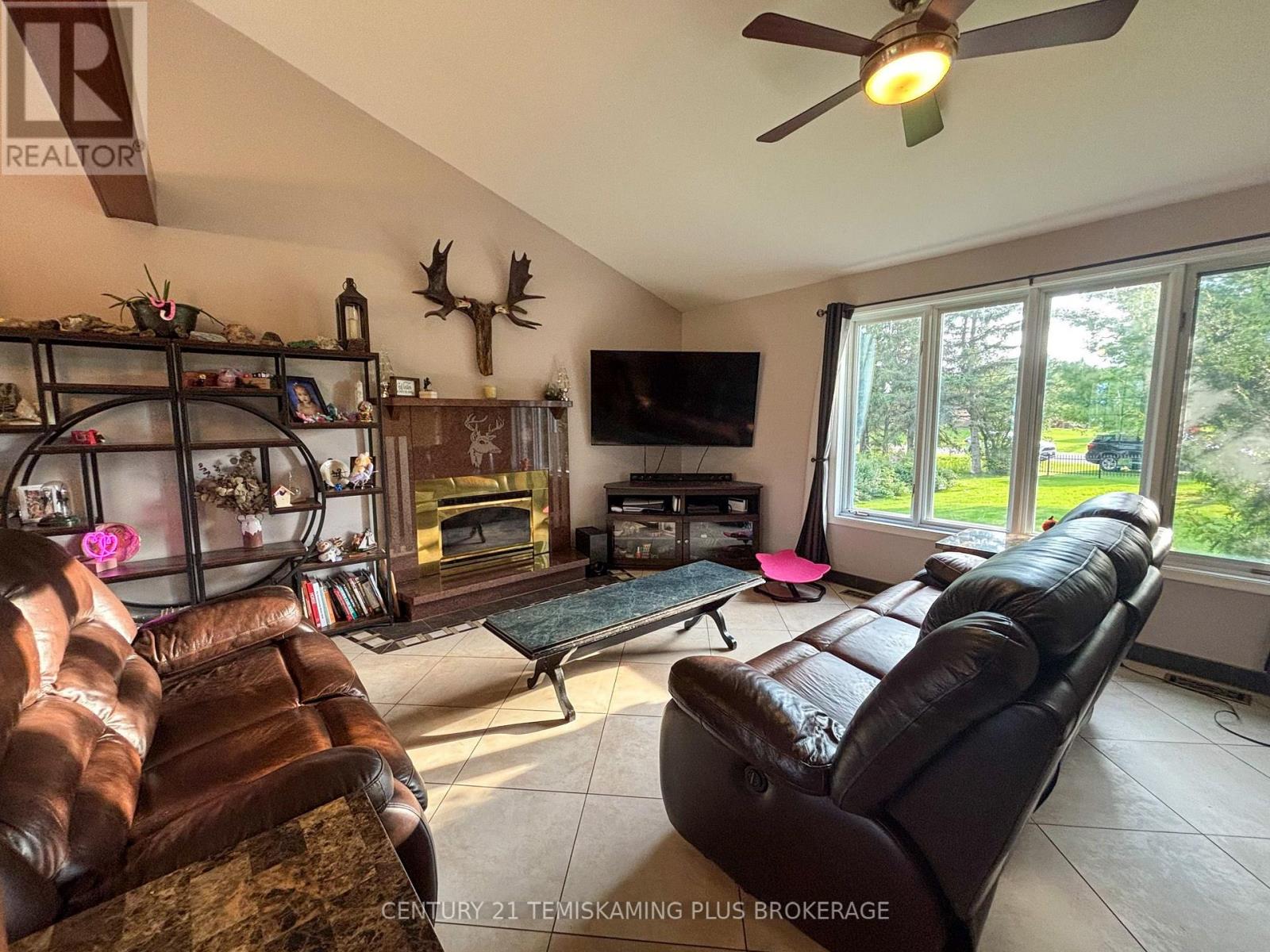 4 MICHAEL STREET - Image 13