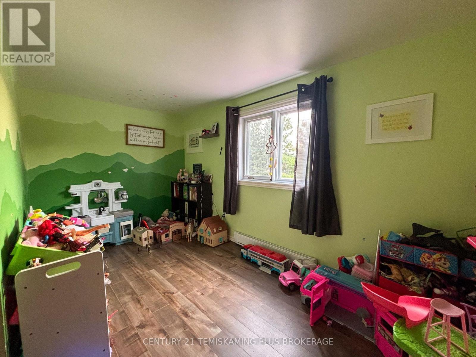 4 MICHAEL STREET - Image 33
