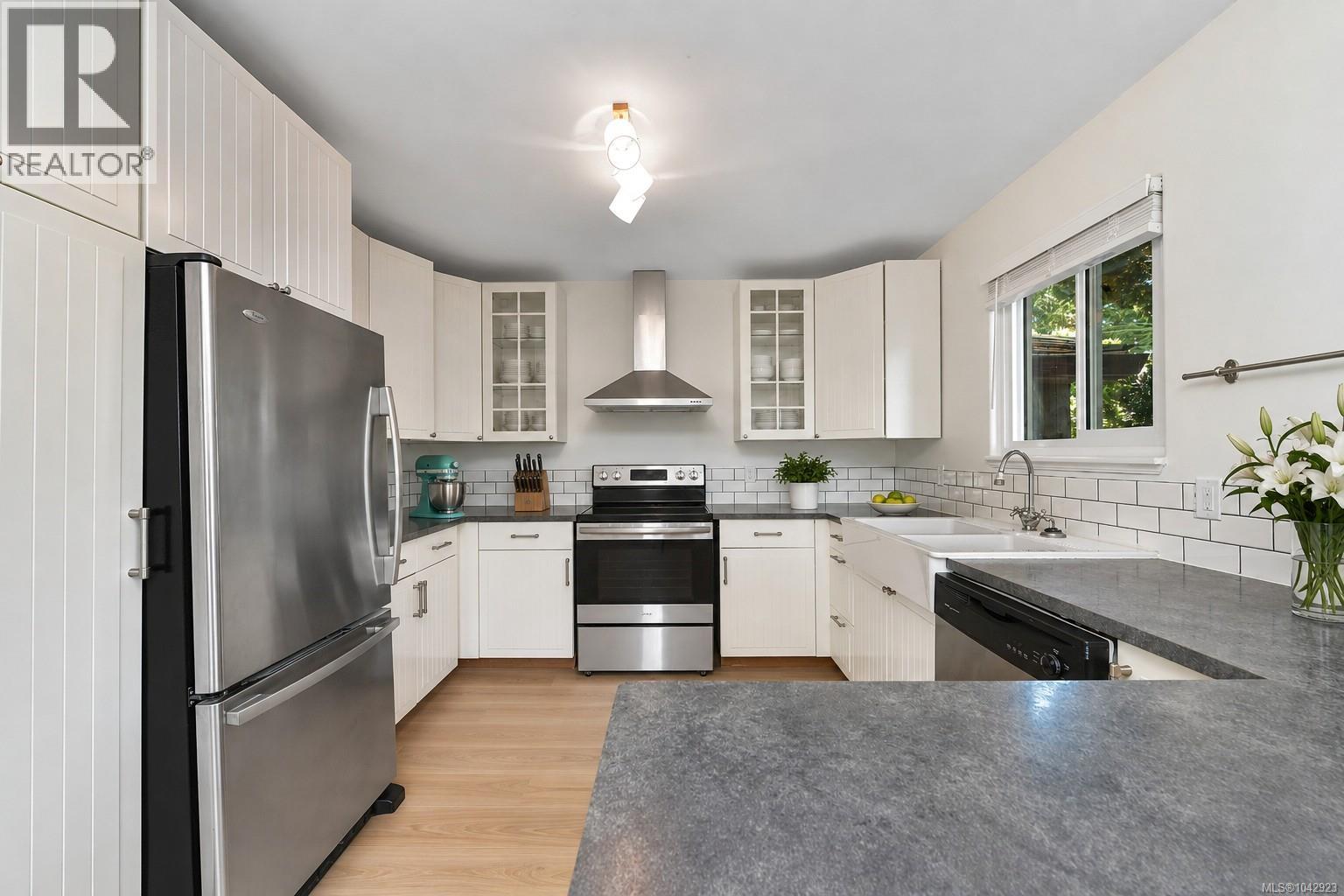 1246 ROY Rd - 34