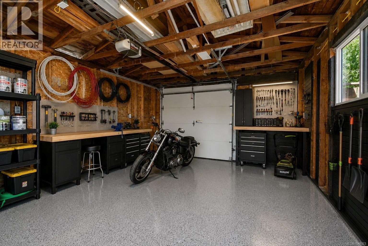 1246 ROY Rd - 56