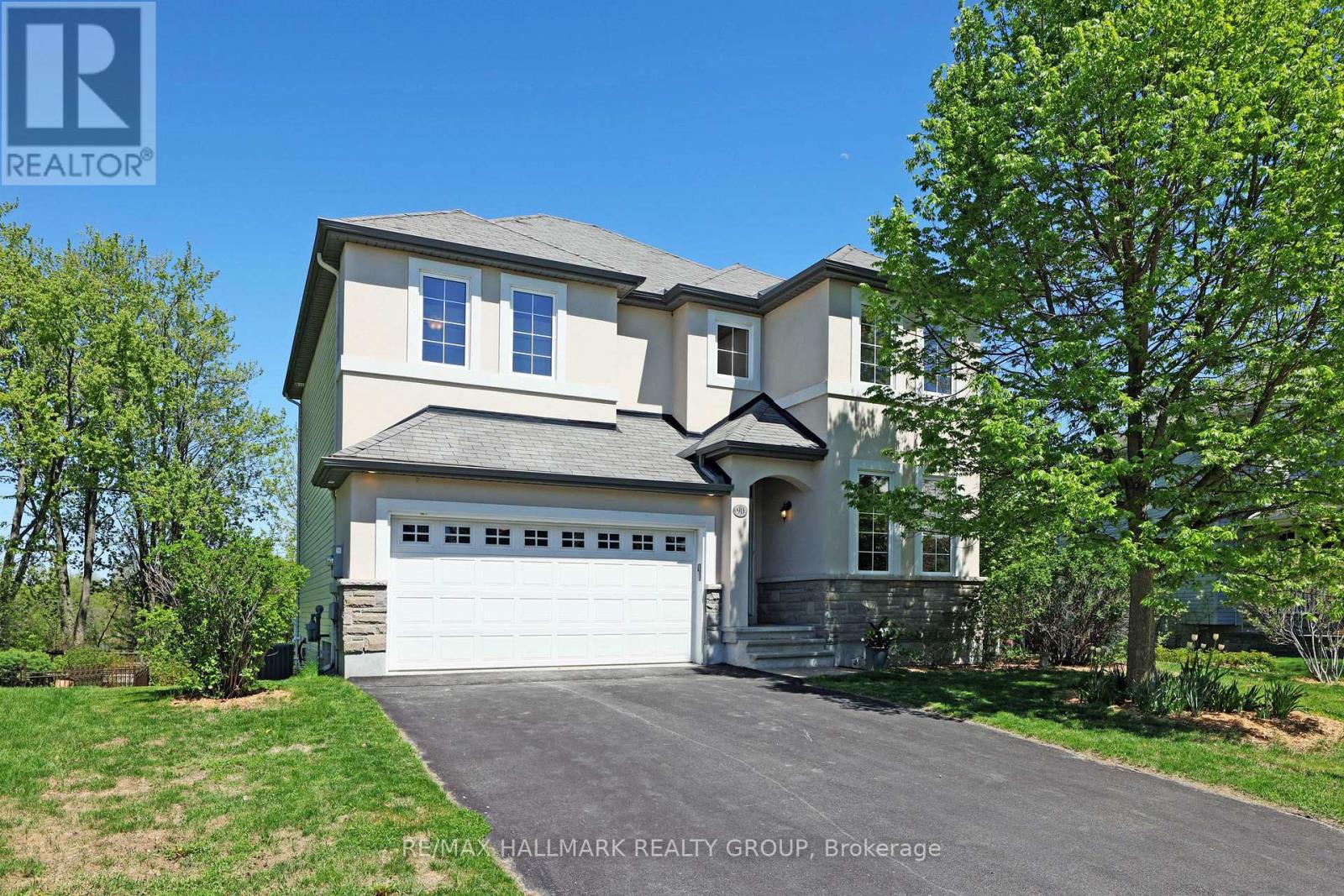 90 STONEWATER BAY - 2