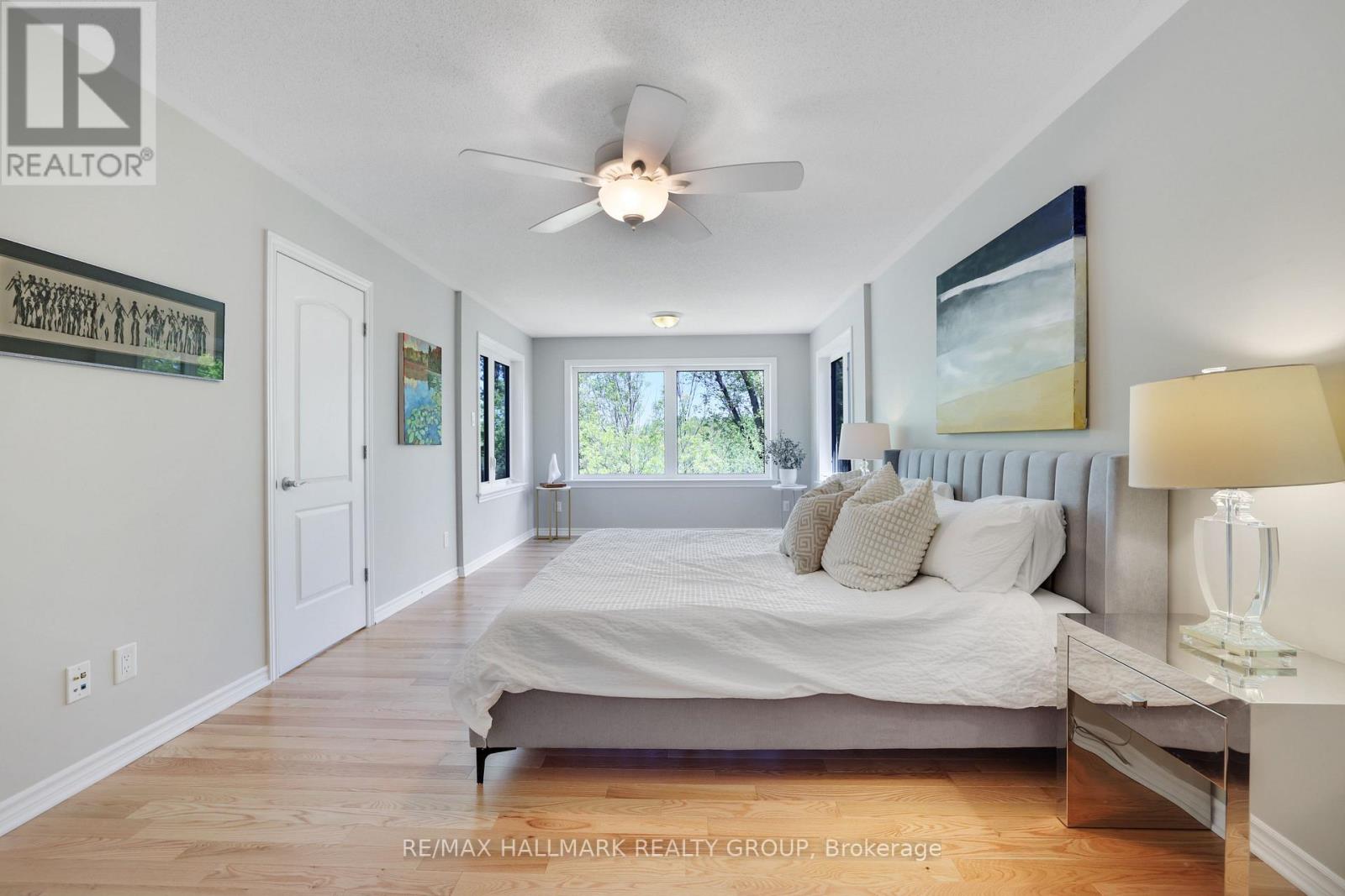 90 STONEWATER BAY - 26