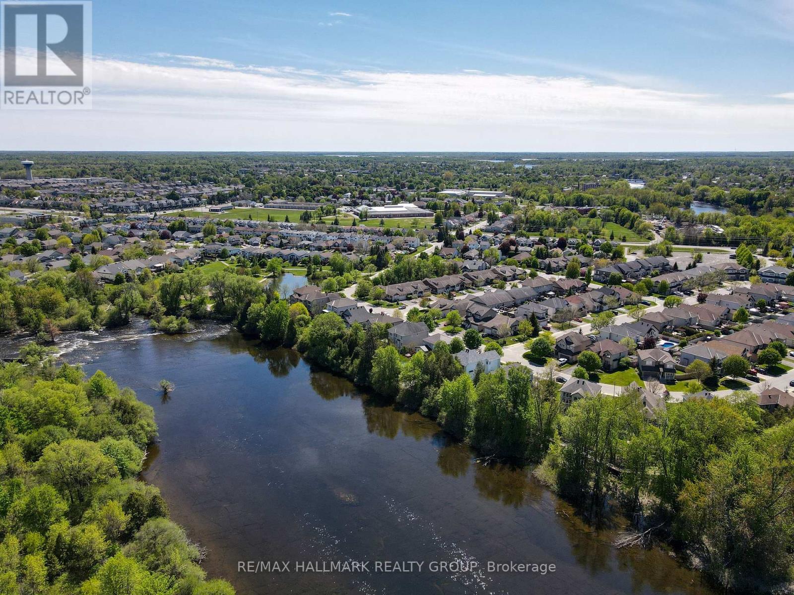 90 STONEWATER BAY - 48
