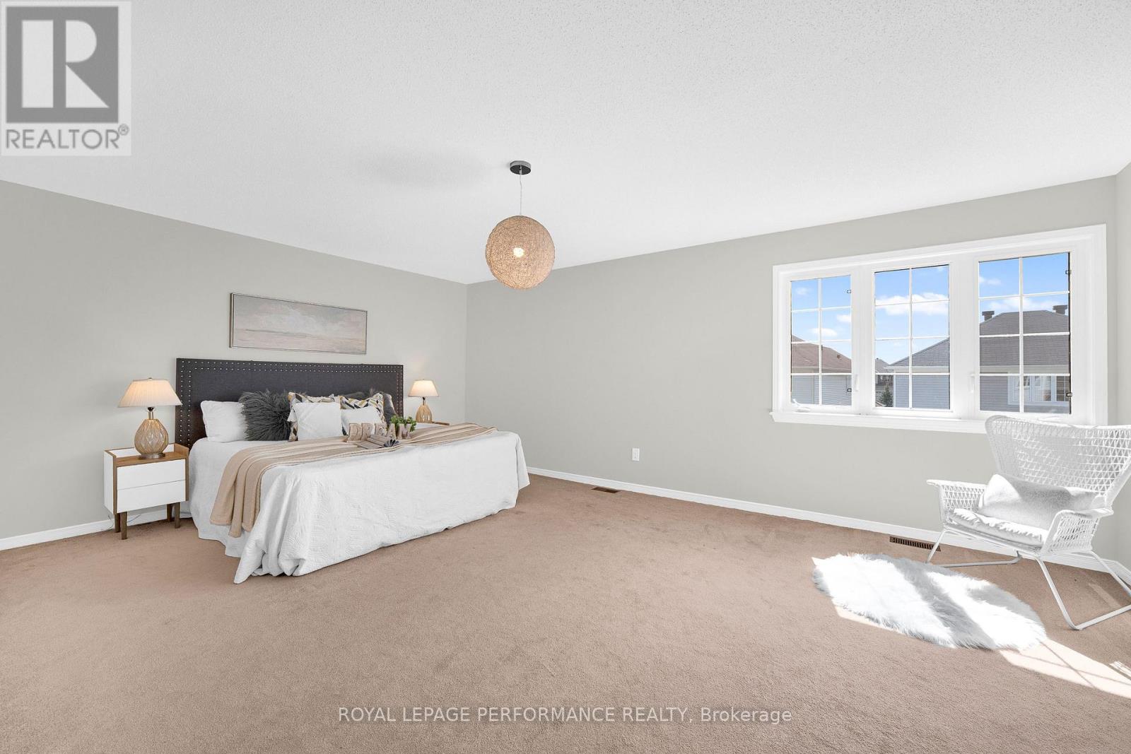 593 PINAWA CIRCLE - 19