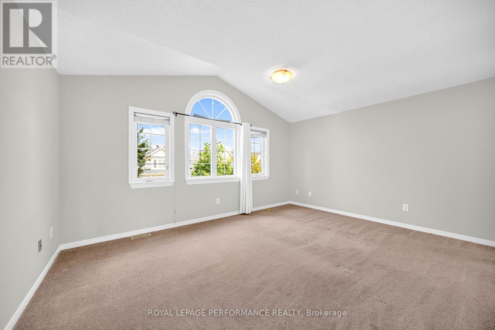 593 Pinawa Circle