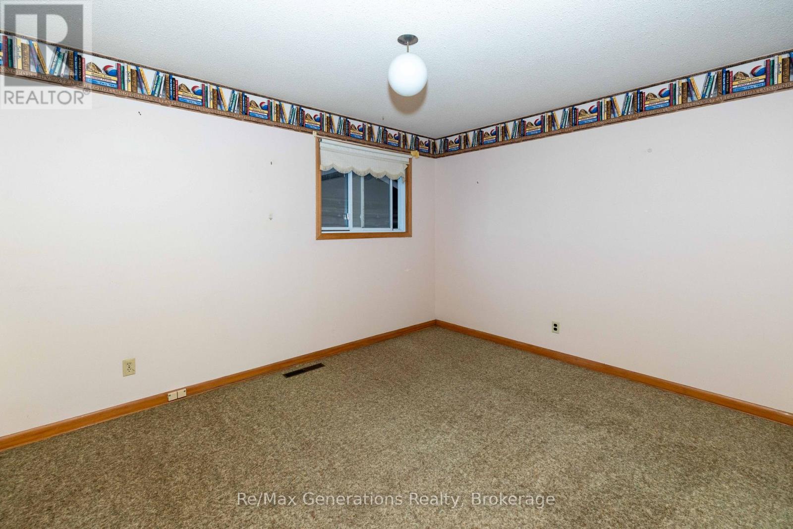 1900 BAILEY AVENUE - 12