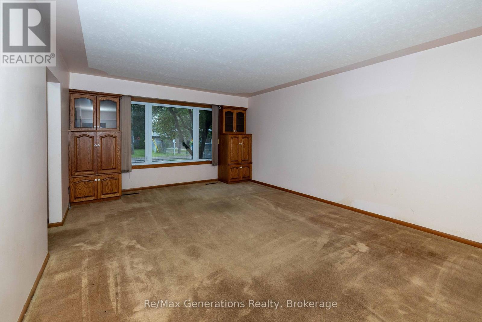 1900 BAILEY AVENUE - 4