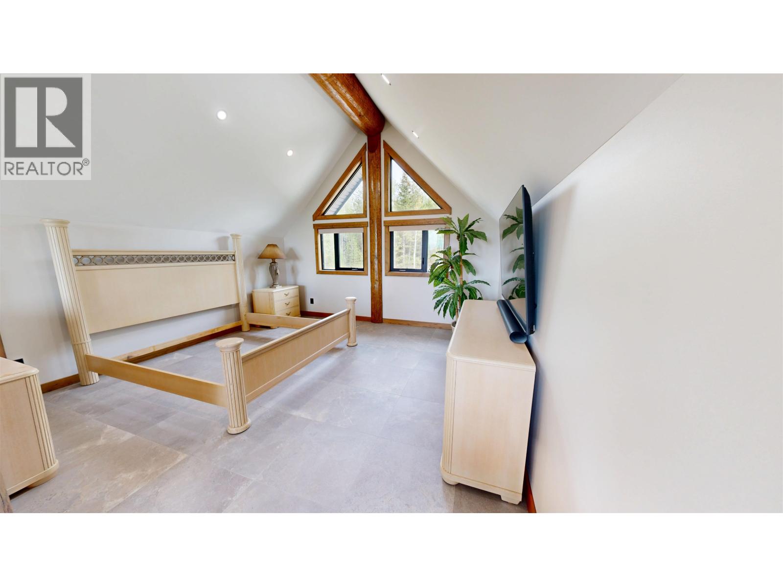 6060 BUTTE ROAD - 16