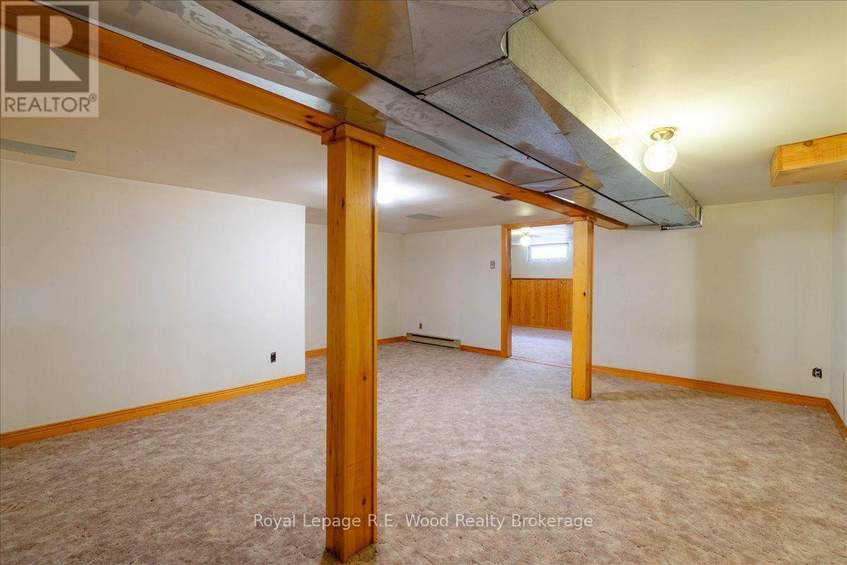 3 MYRTLE STREET - 19