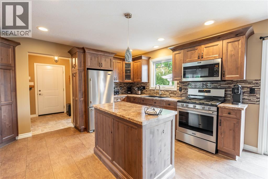 4618 Kettle LANE - Image 14