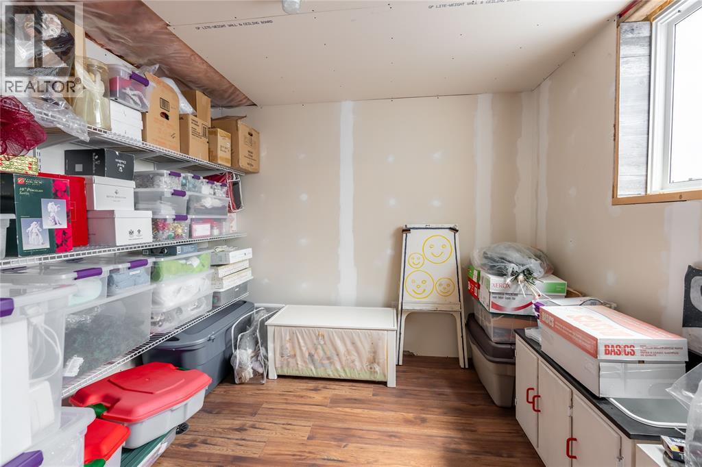 4618 Kettle LANE - Image 32