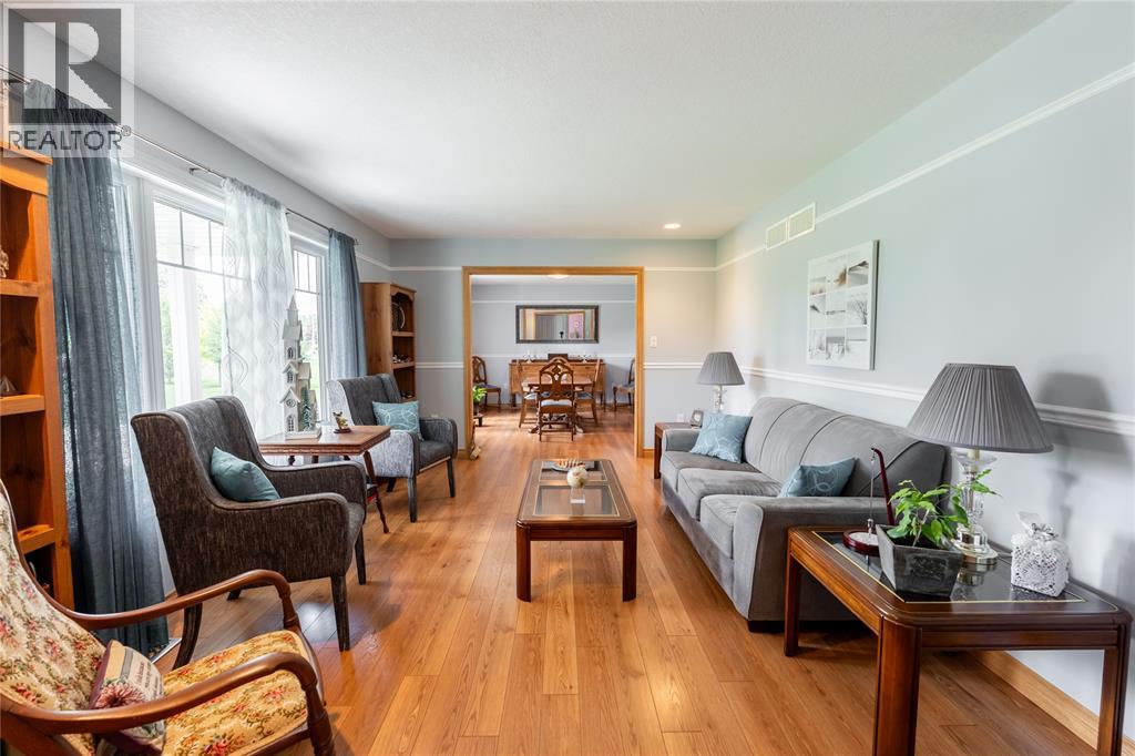4618 Kettle LANE - Image 4