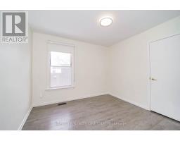 104 Benson Avenue, Toronto, ON M6G2J1 Photo 15