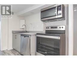 104 Benson Avenue, Toronto, ON M6G2J1 Photo 20