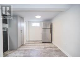104 Benson Avenue, Toronto, ON M6G2J1 Photo 21