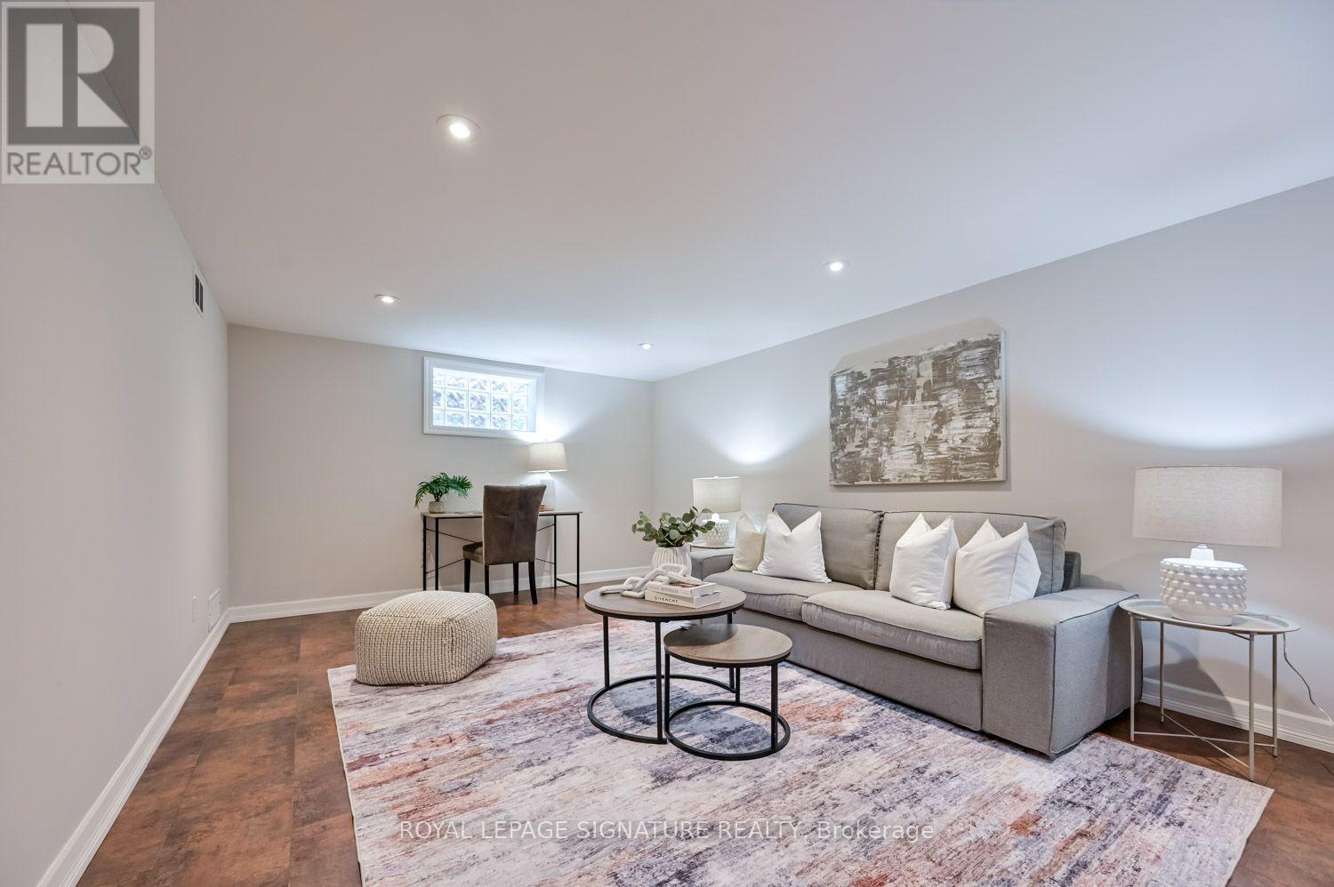 40 SHANDARA CRESCENT - 14