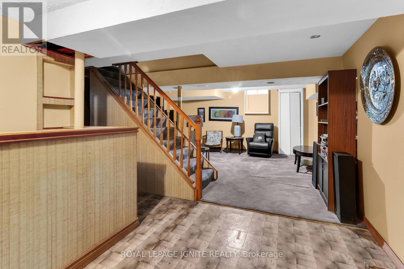55 FAWCETT TRAIL - 45