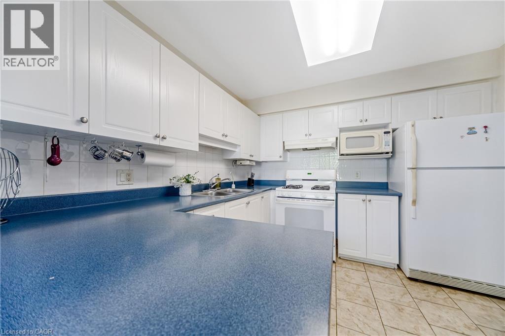 82 MILNER DOWNS Crescent - 13
