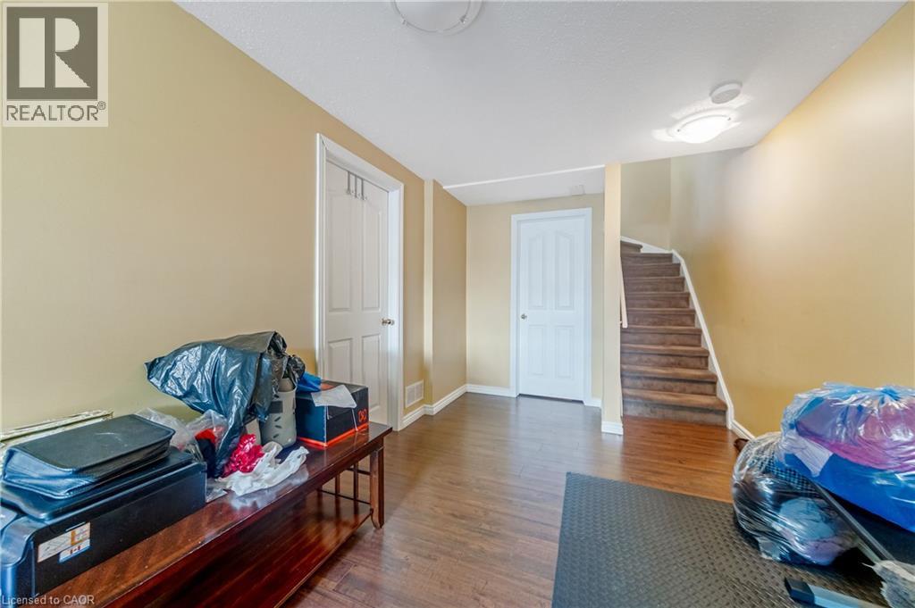 82 MILNER DOWNS Crescent - Image 35