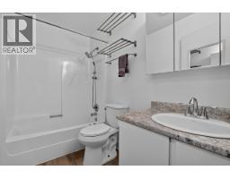 Photo 15 of 27, 103 2217 REGENTS CRESCENT · Prince George, BC
