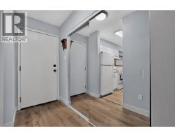 Photo 17 of 27, 103 2217 REGENTS CRESCENT · Prince George, BC