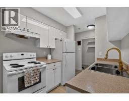 Photo 10 of 27, 103 2217 REGENTS CRESCENT · Prince George, BC