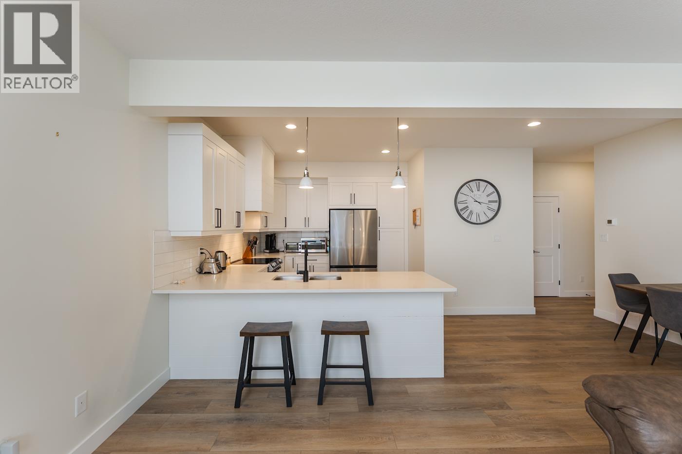 #508 4274 22ND AVENUE - 11