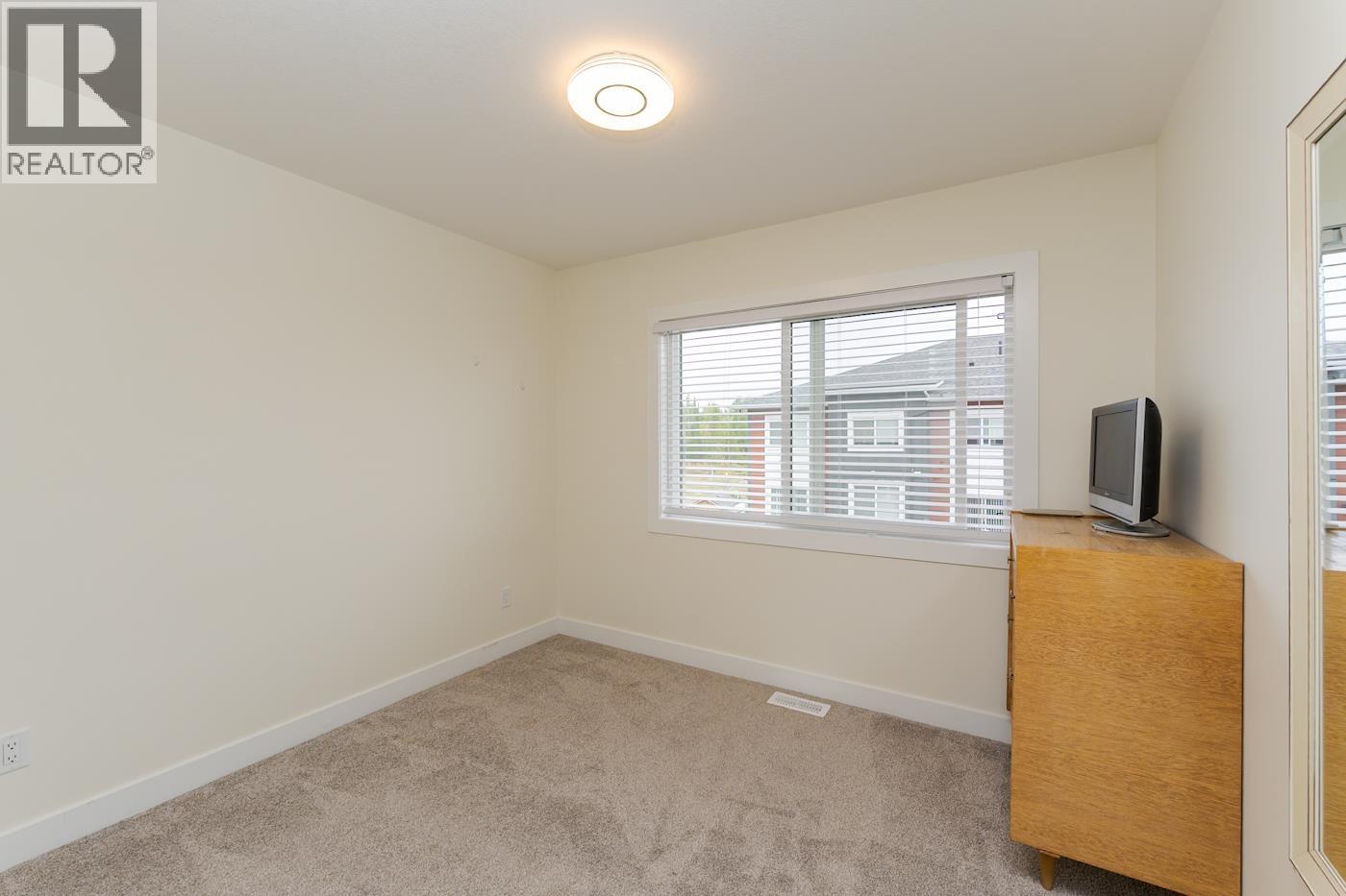 #508 4274 22ND AVENUE - Image 30