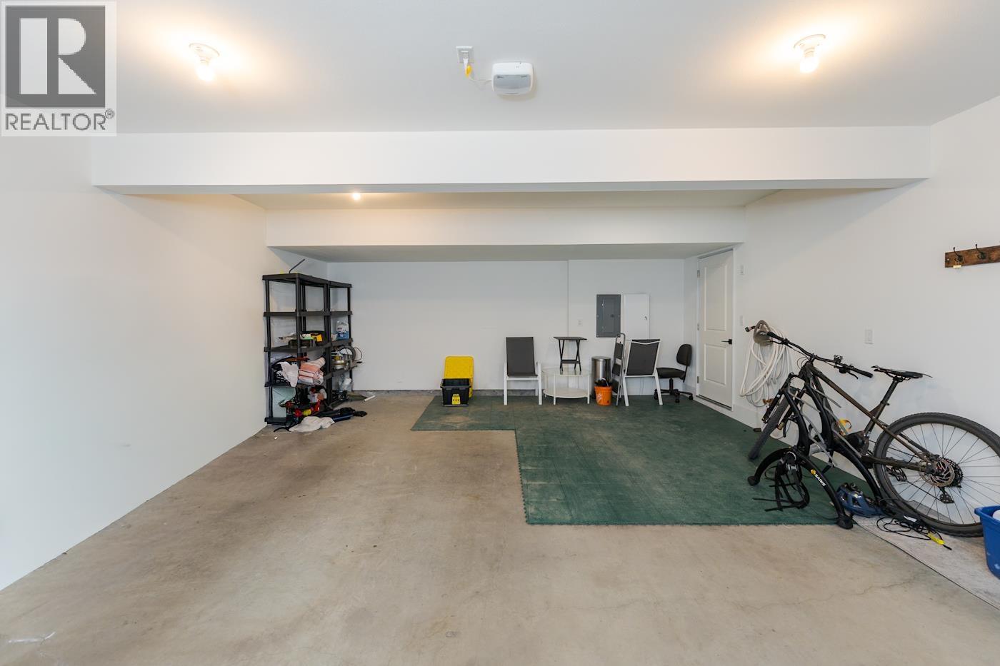 #508 4274 22ND AVENUE - 35