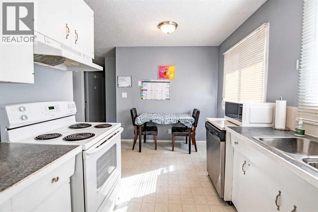 Listing photo – 33 Overdown Drive, Red Deer