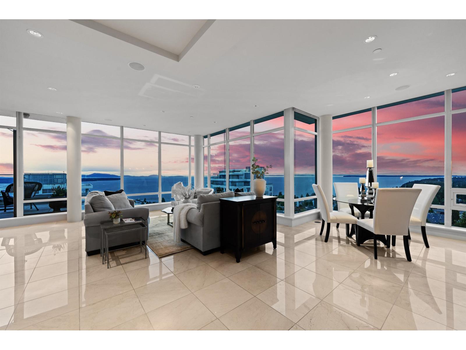 PH2 1473 JOHNSTON ROAD, White Rock