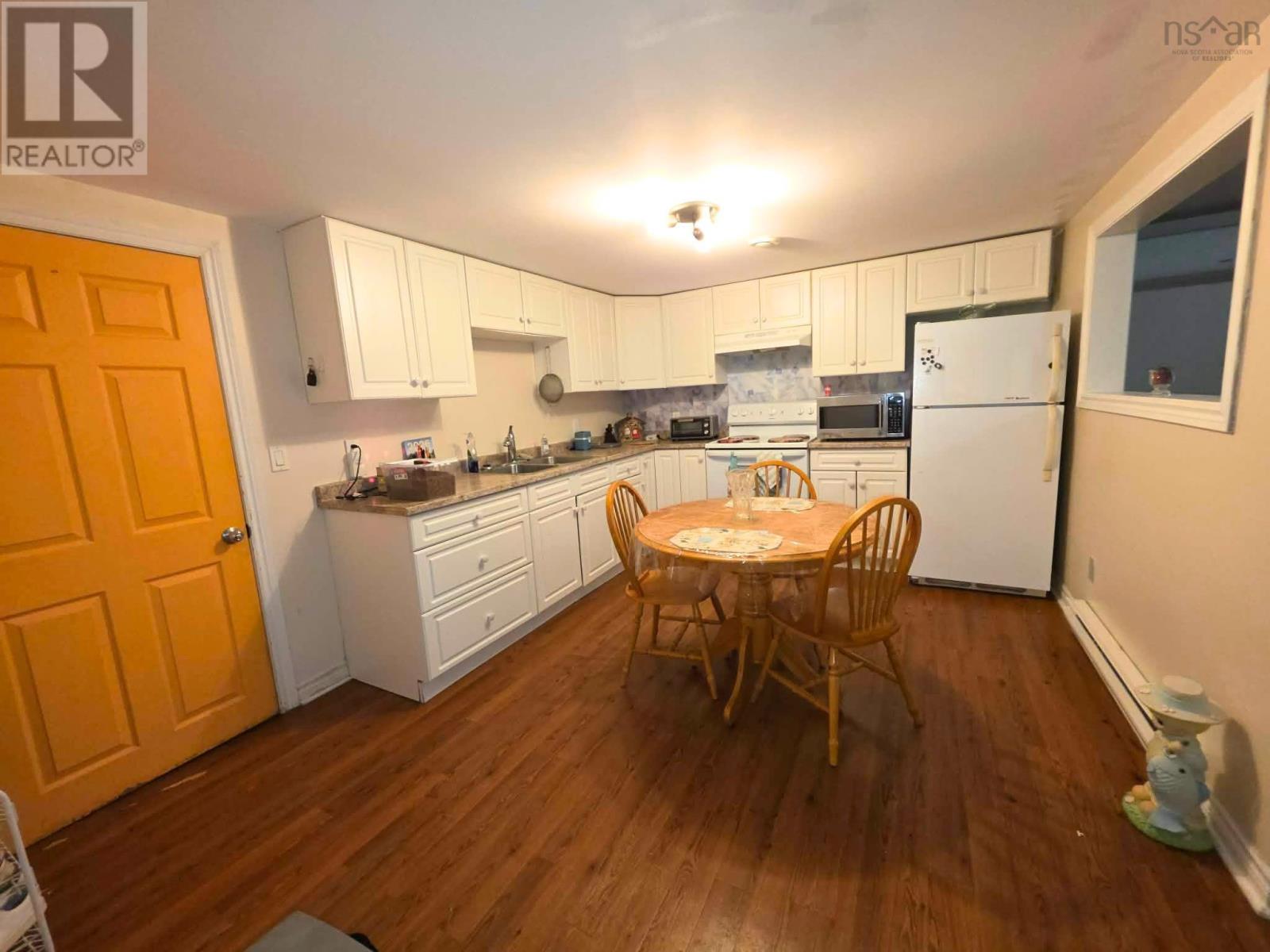 135 Monteith Avenue - Image 7