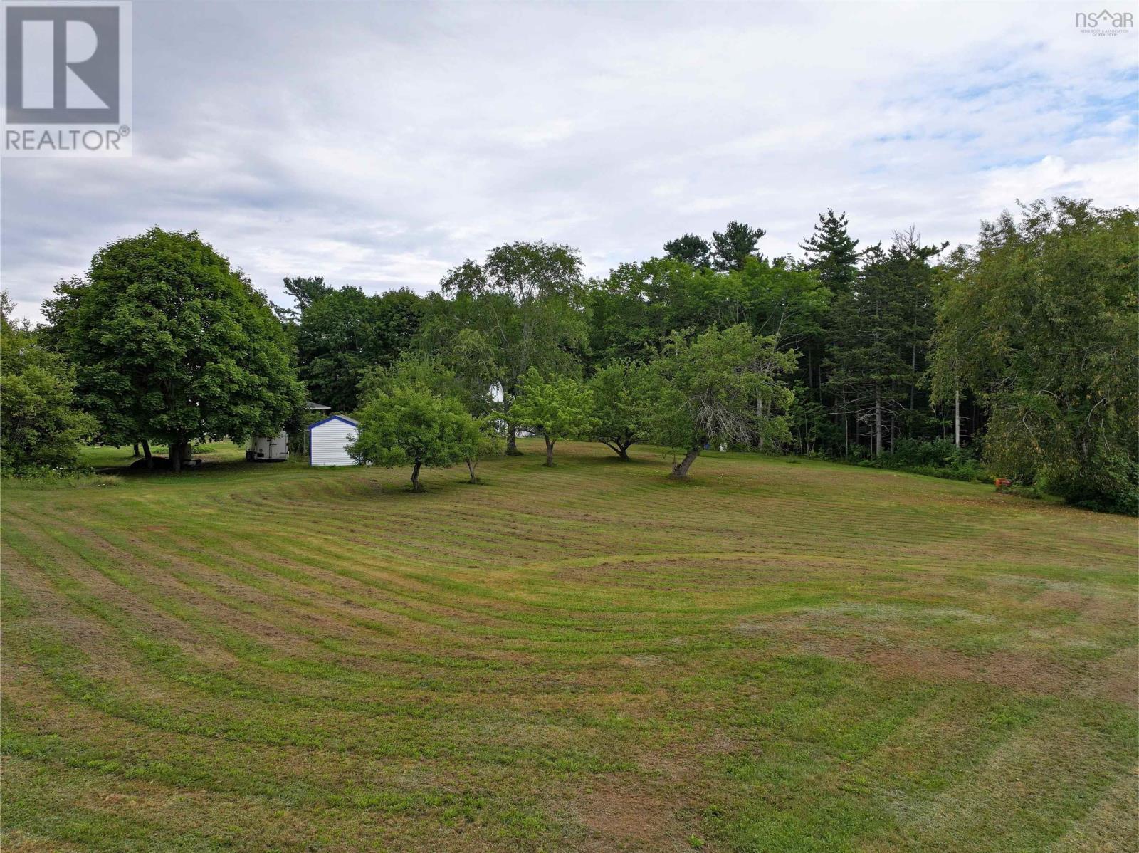 370 Back Centre Road - Image 43