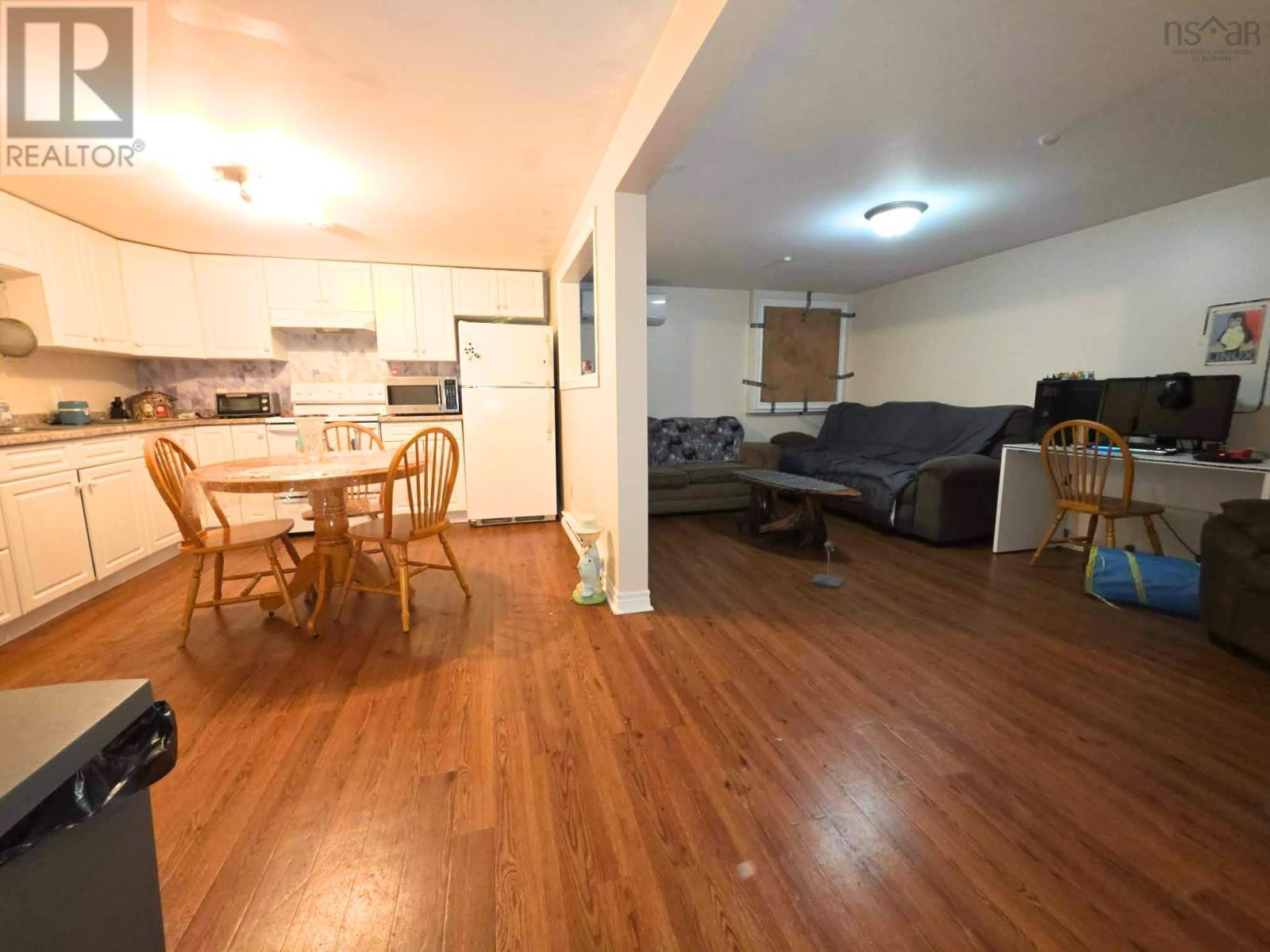 135 Monteith Avenue - 8