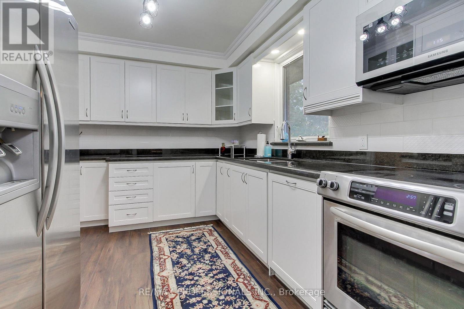 40 COWLEY AVENUE - Image 11