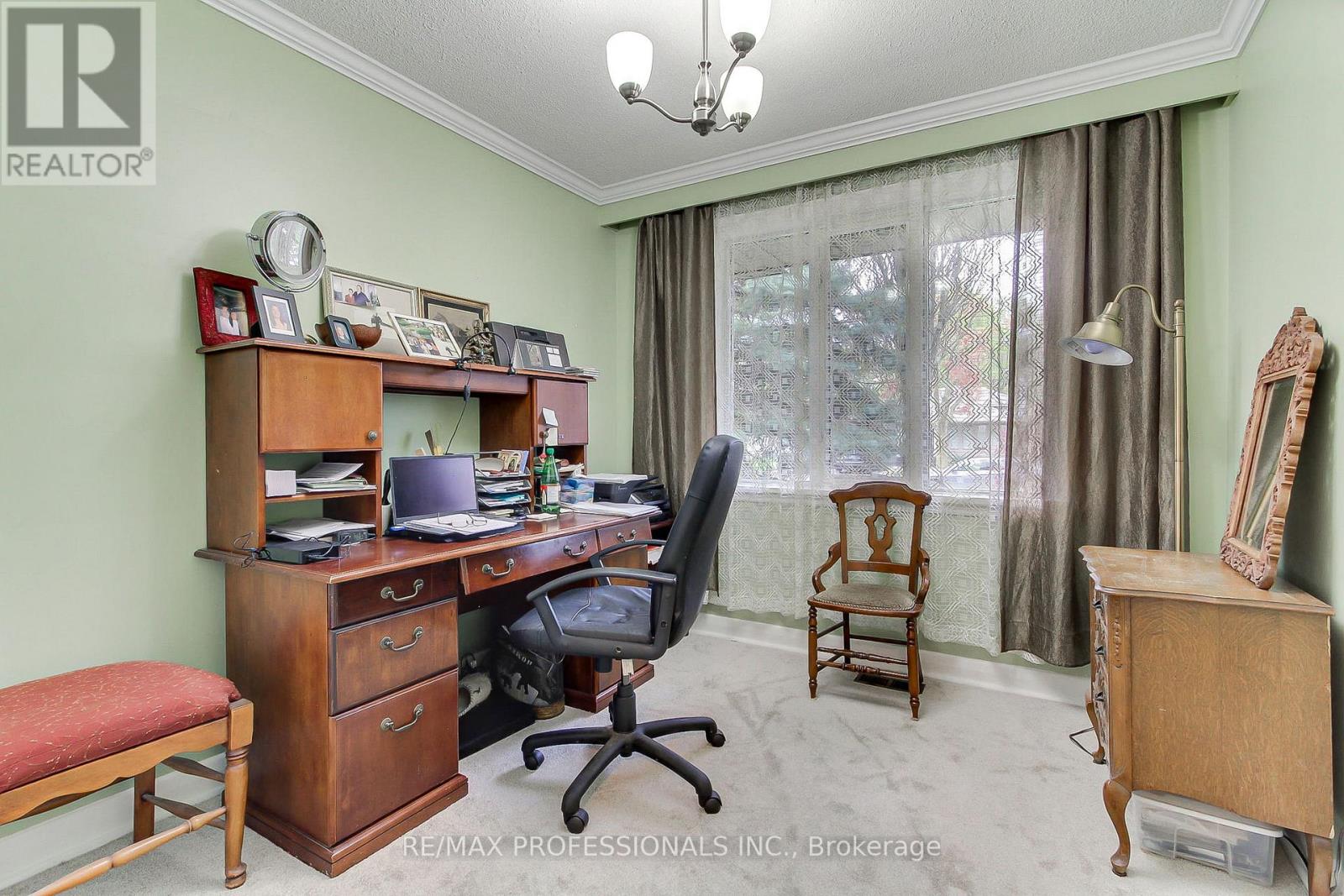 40 COWLEY AVENUE - Image 18