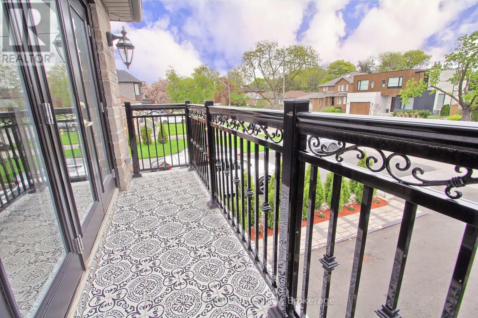 40 COWLEY AVENUE - Image 37
