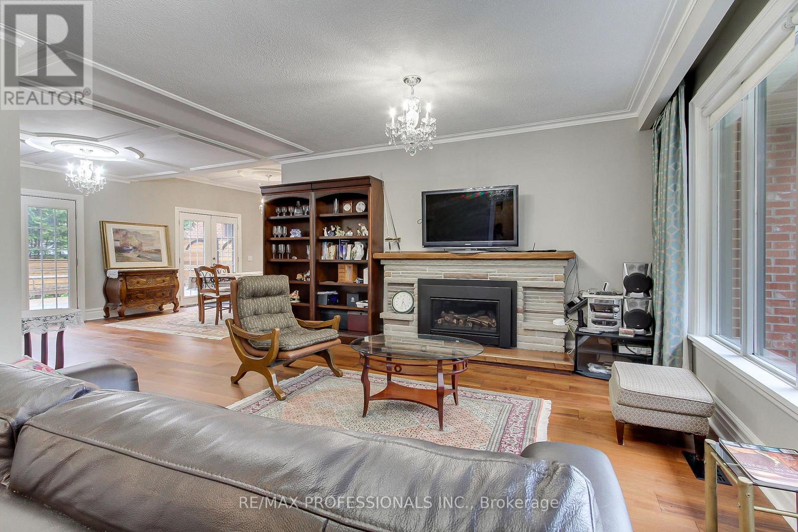 40 COWLEY AVENUE - Image 7