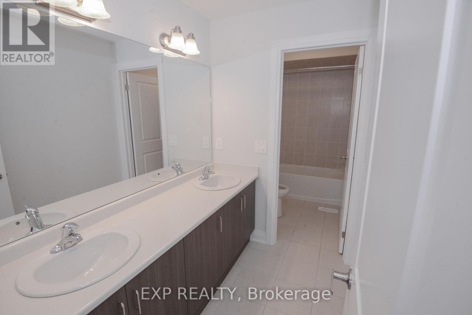 1 CORLEY STREET - Image 28