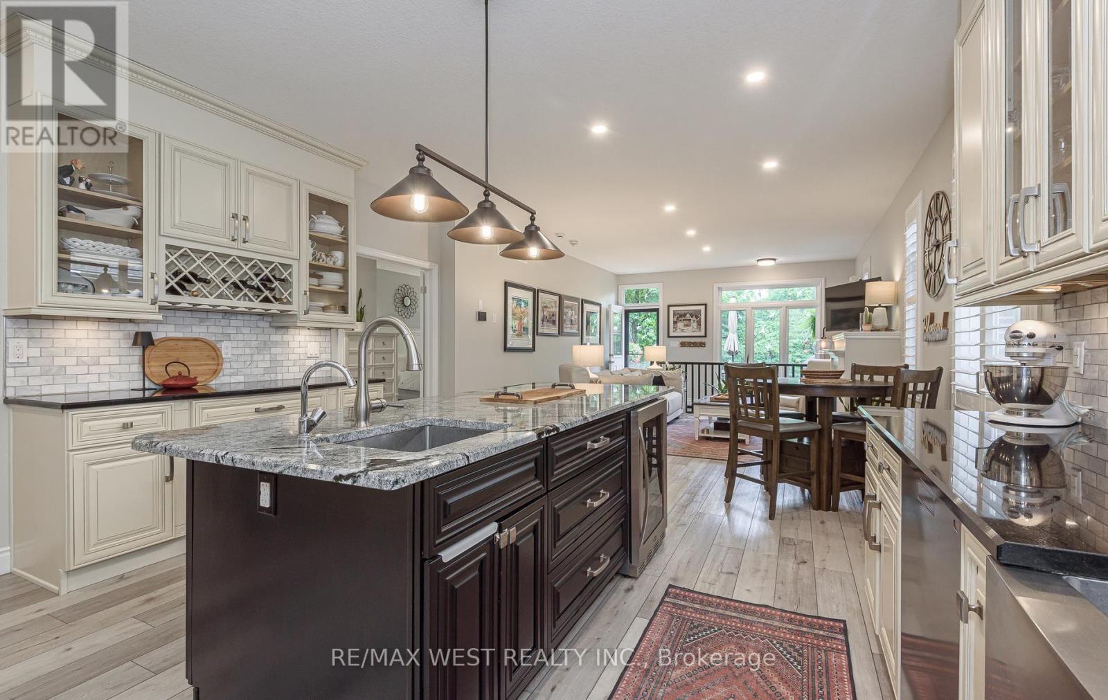 128 SAMMON DRIVE - Image 16